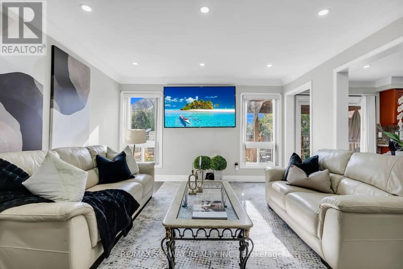 6214 Miriam Way — photo 14 of 40