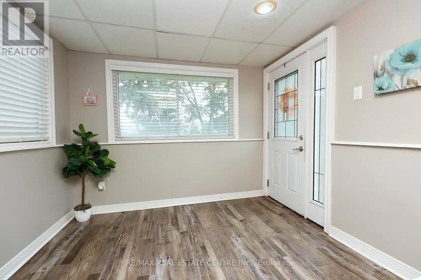 354 Martin Street SE — photo 17 of 35