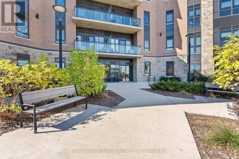 111 - 332 Gosling Gardens, Guelph, photo 2