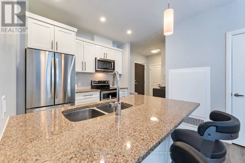 111 - 332 Gosling Gardens, Guelph, photo 7