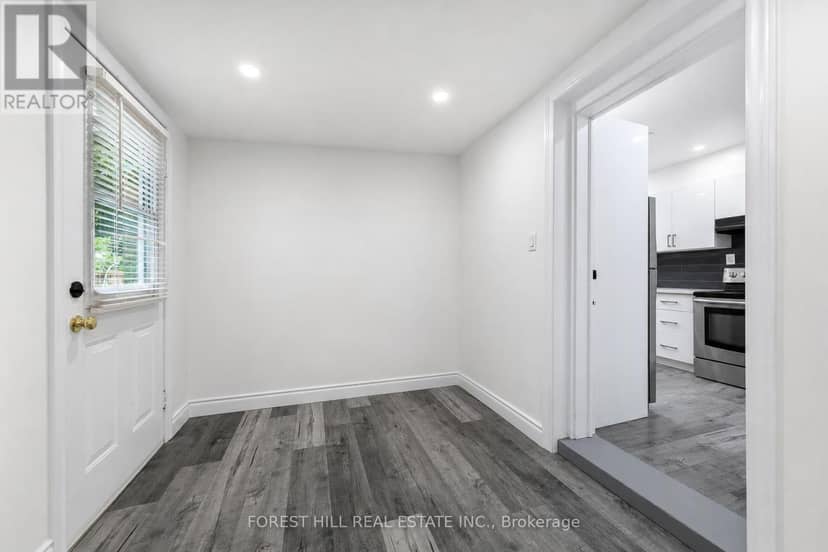 29 Thorndale Street S — photo 20 of 40