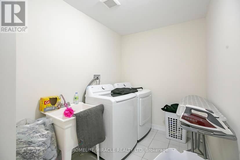 106 Higgins Avenue — photo 39 of 40