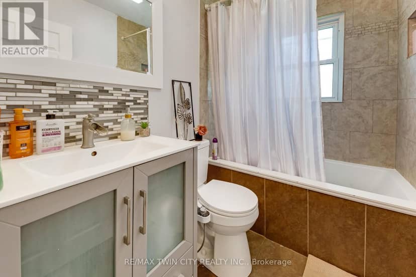 169 Bruce Street — photo 13 of 40