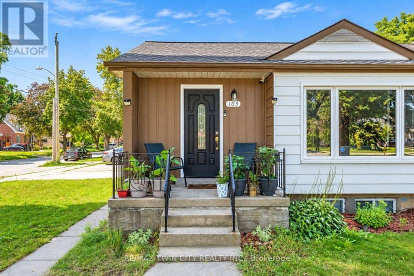 169 Bruce Street, Kitchener, photo 2