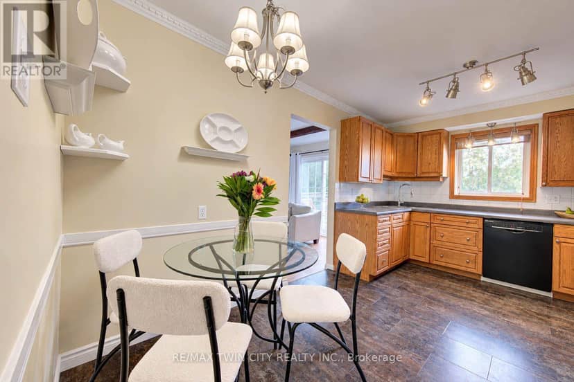 63 Winding Way — photo 13 of 40