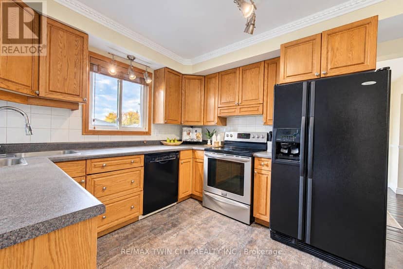 63 Winding Way — photo 15 of 40