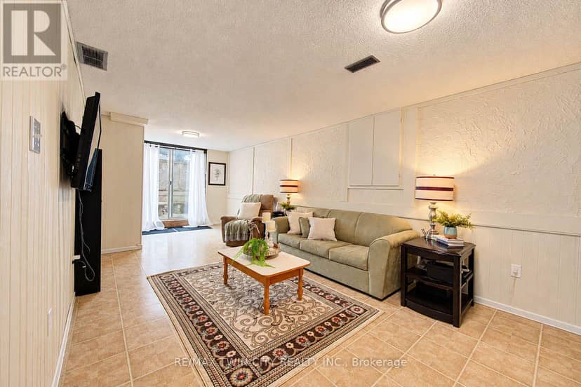 63 Winding Way — photo 29 of 40
