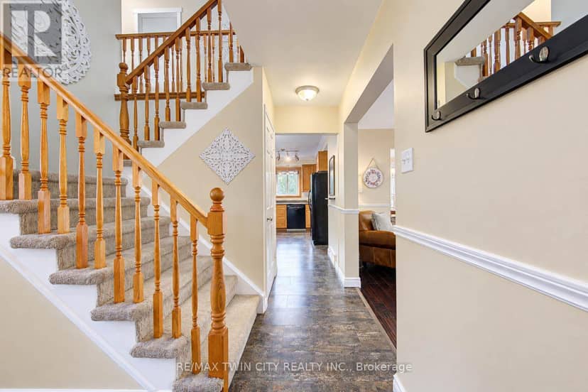 63 Winding Way, Kitchener, photo 5