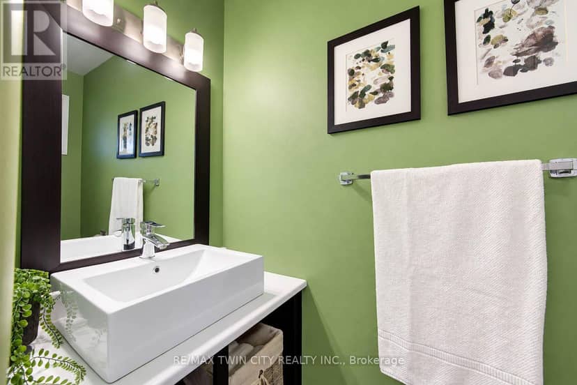 63 Winding Way, Kitchener, photo 6