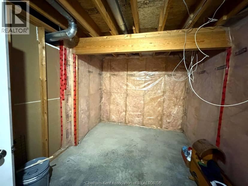 27 James STREET — photo 26 of 29