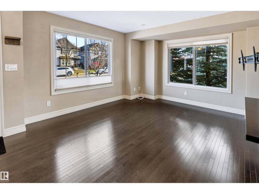 5319 3 AV SW — photo 12 of 36