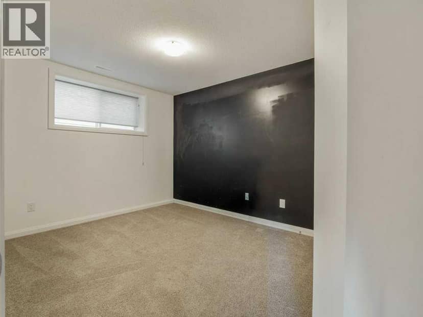41 Laurel Place — photo 25 of 36