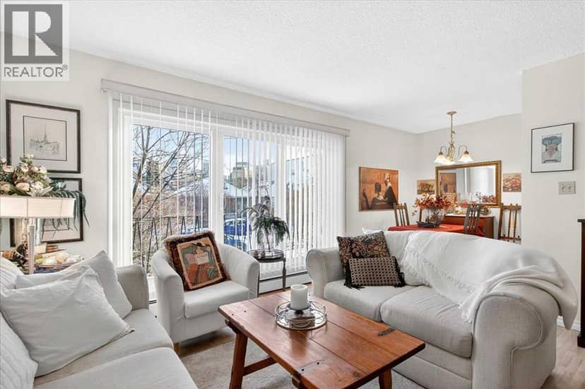 5, 916 3 Avenue NW, Calgary