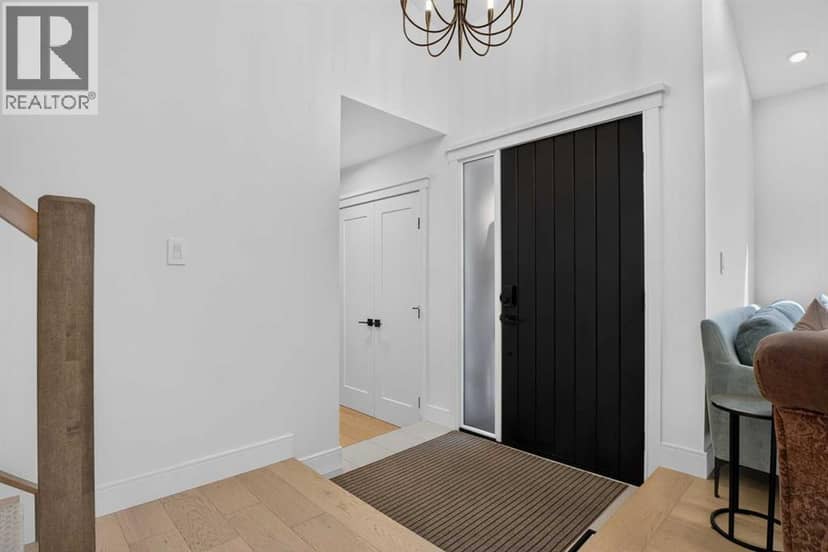 8285 Edgebrook Drive NW, Calgary, photo 3