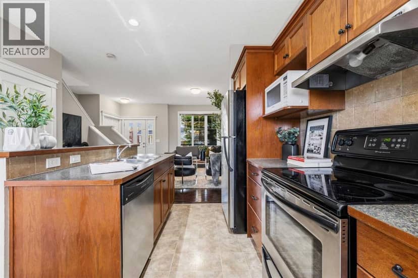 66 Evansford Circle NW — photo 13 of 39