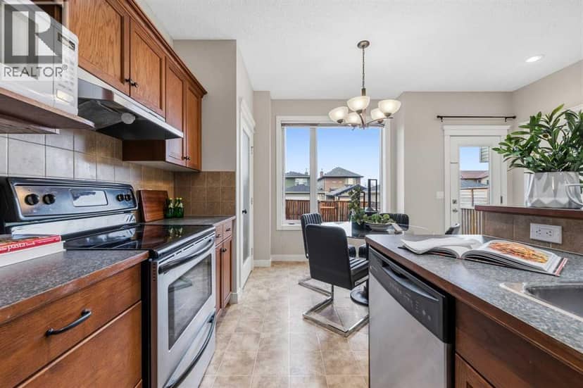 66 Evansford Circle NW — photo 12 of 39