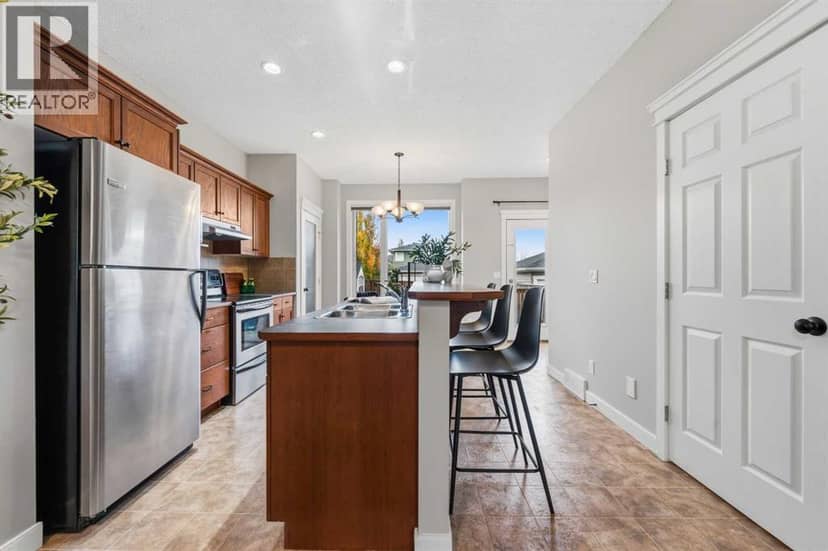 66 Evansford Circle NW — photo 10 of 39