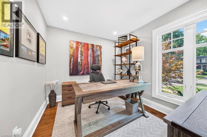 385 ROSSLYN Drive, Burlington, photo 5