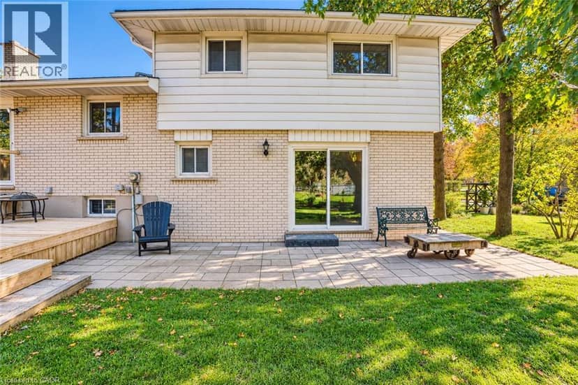 127 MIDLAND Drive — photo 33 of 40