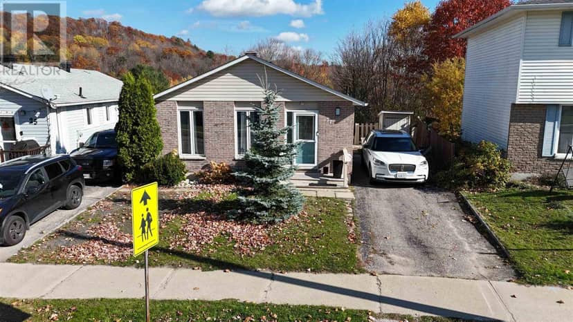 27 Hergott AVE — photo 36 of 36