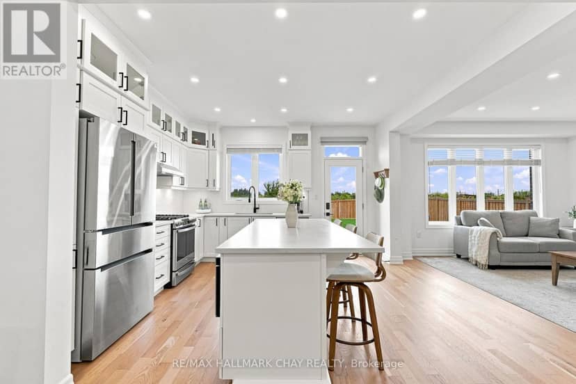 90 McBride Trail, Barrie, photo 6