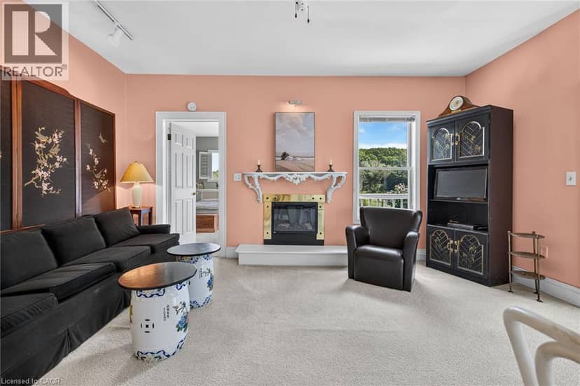 90 GOVERNORS Road — photo 12 of 40