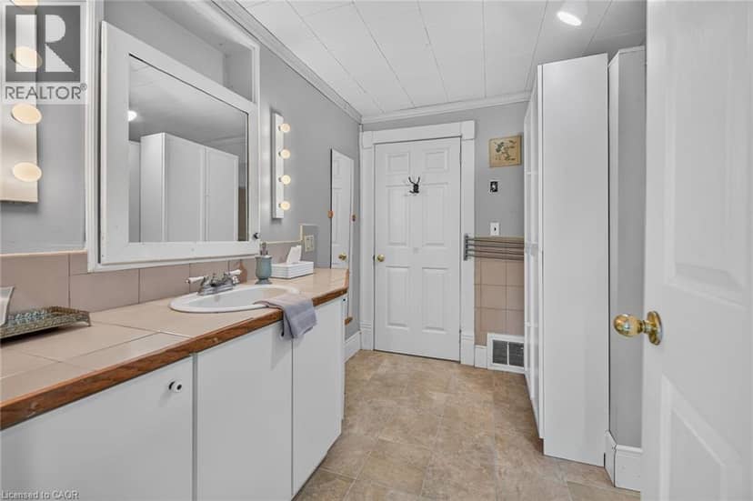 90 GOVERNORS Road — photo 19 of 40