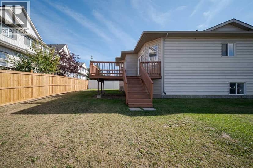 233 Wilson Drive, Fort McMurray, photo 2