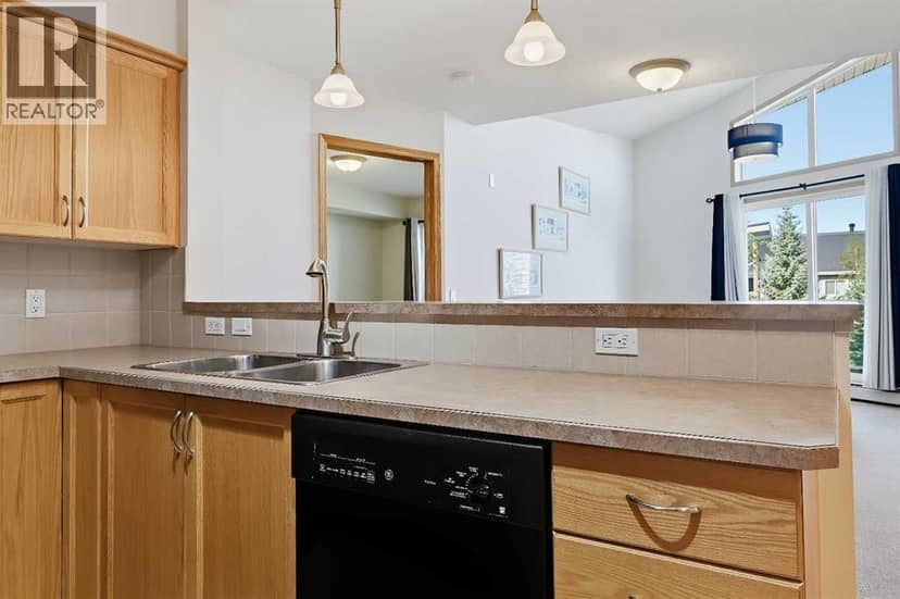 313, 380 Marina Drive, Chestermere, photo 4