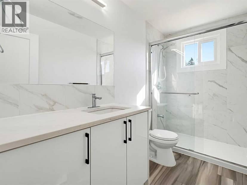 215 Rundlecairn Road NE — photo 13 of 40