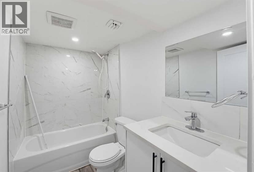 215 Rundlecairn Road NE — photo 18 of 40
