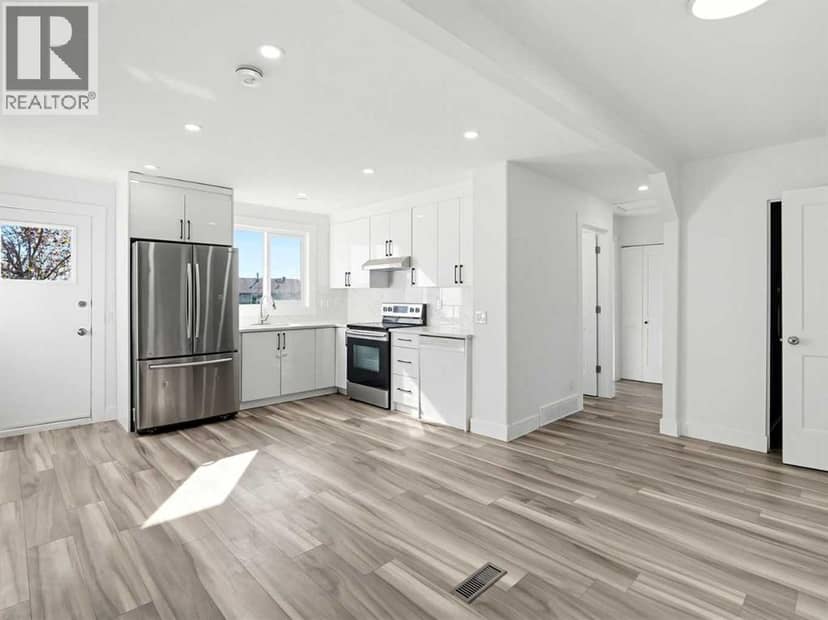 215 Rundlecairn Road NE, Calgary, photo 2