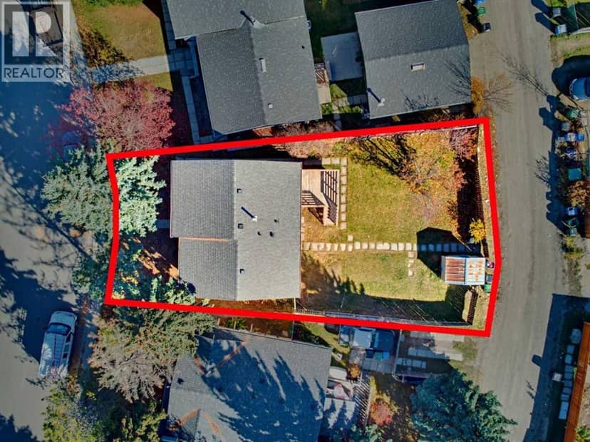 215 Rundlecairn Road NE — photo 32 of 40