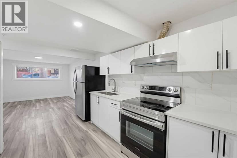 215 Rundlecairn Road NE — photo 17 of 40