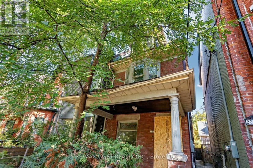 279 Brunswick Avenue, Toronto, photo 2