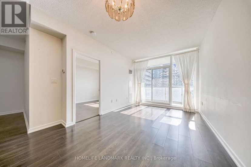 1606 - 62 Forest Manor Road — photo 12 of 36