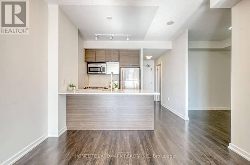 1606 - 62 Forest Manor Road — photo 13 of 36