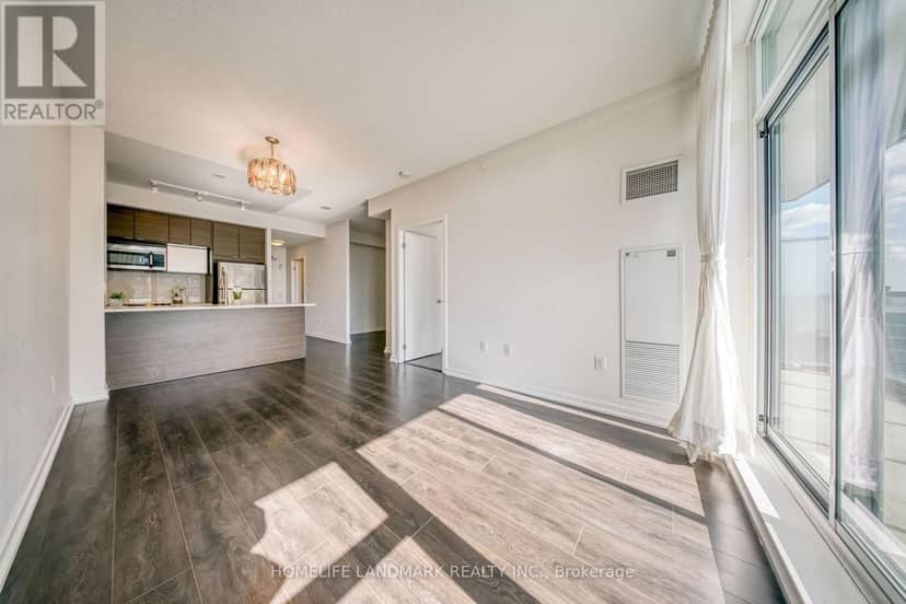 1606 - 62 Forest Manor Road — photo 14 of 36