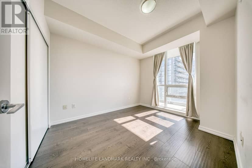 1606 - 62 Forest Manor Road — photo 16 of 36