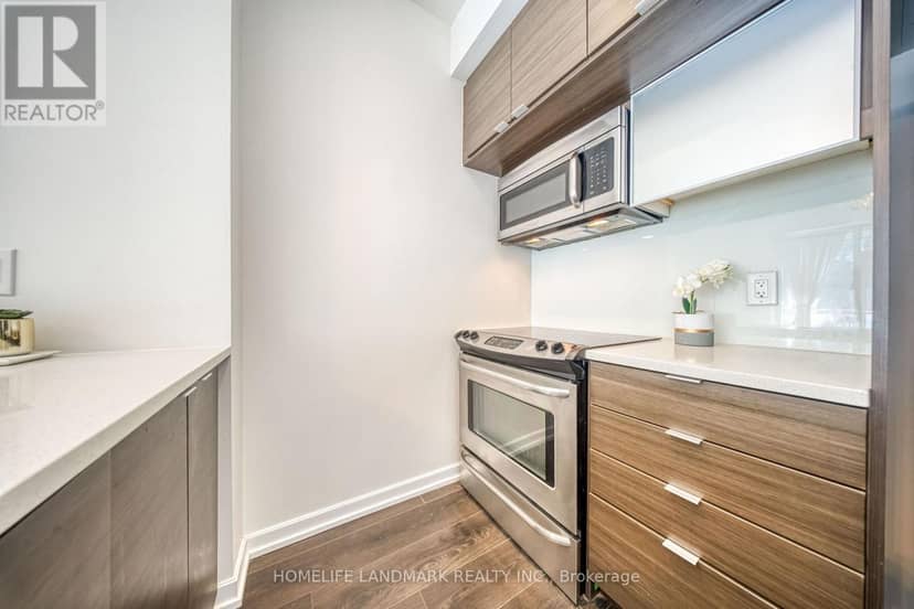 1606 - 62 Forest Manor Road, Toronto, photo 7