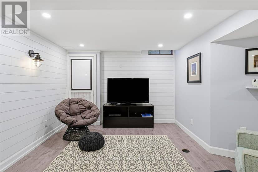 5 Draper Court — photo 33 of 40