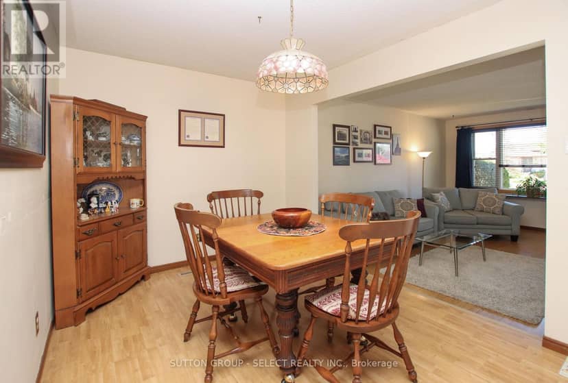 28 Corinth Court — photo 11 of 40