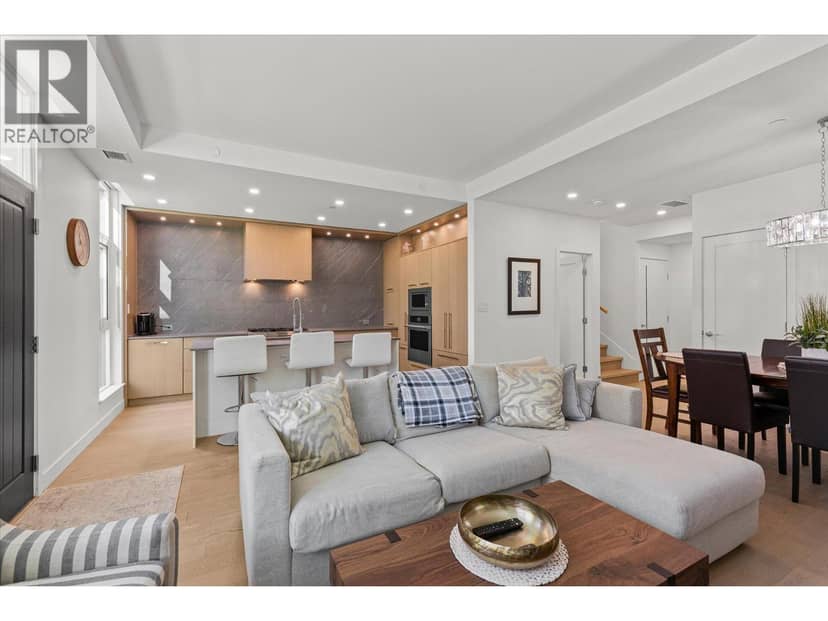 3348 Richter Street — photo 12 of 40