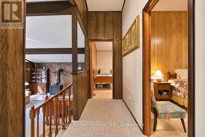 38 Deanlea Boulevard — photo 14 of 40