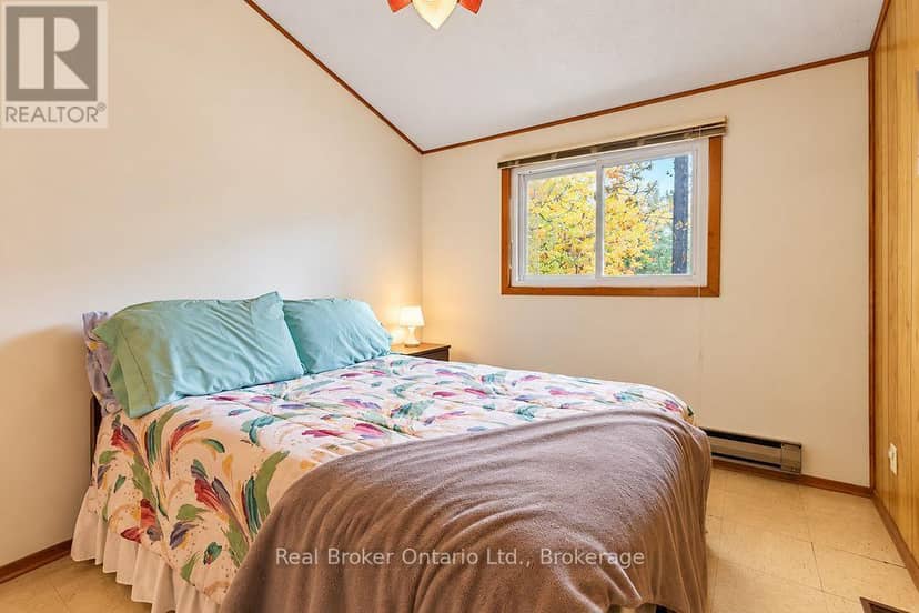 38 Deanlea Boulevard — photo 15 of 40