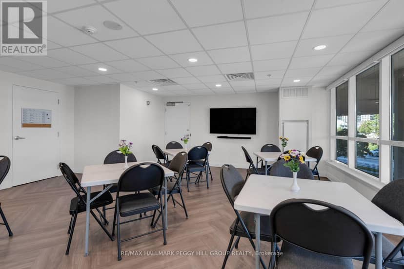 901 - 6 Toronto Street — photo 15 of 19