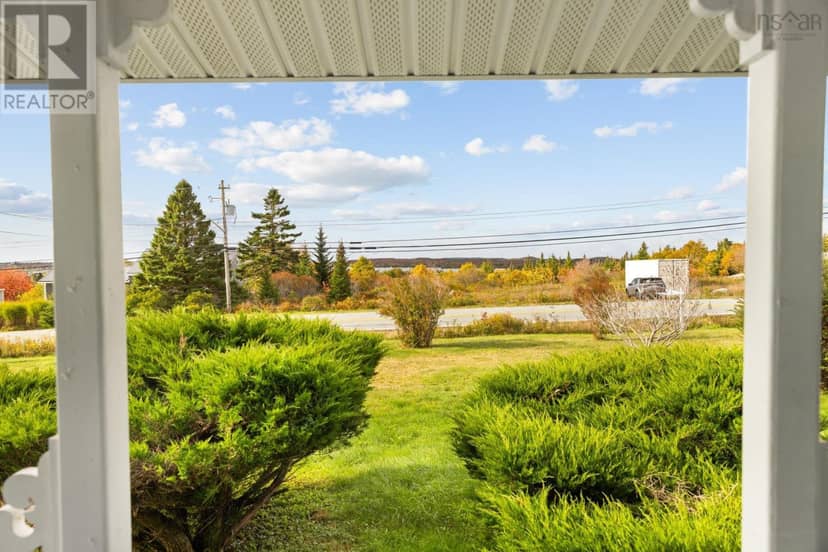 1570 Terence Bay Road — photo 35 of 40