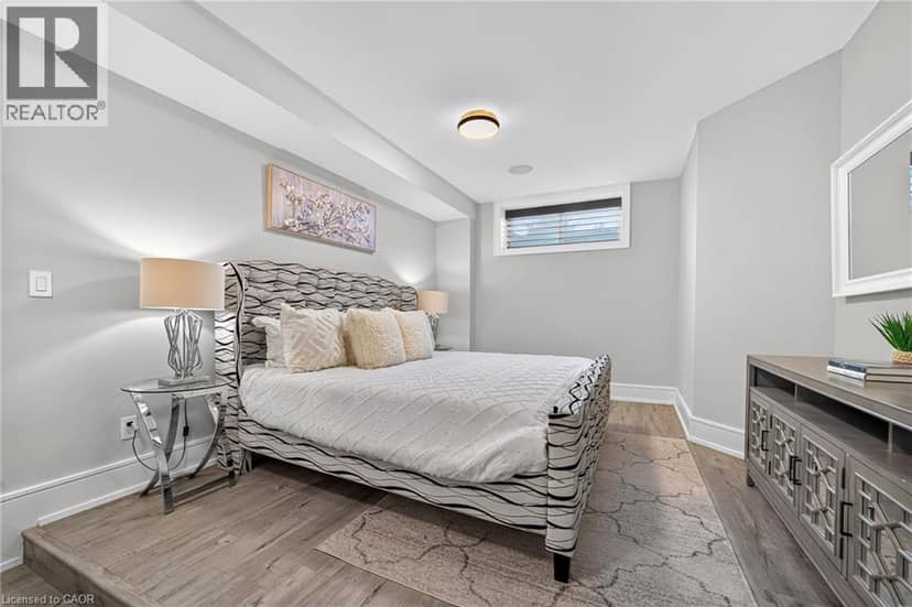 408 SEABOURNE Drive — photo 38 of 40