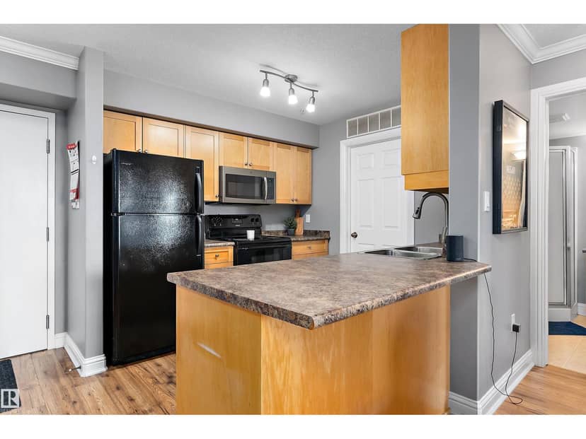 #321 13005 140 AV NW, Edmonton, photo 6