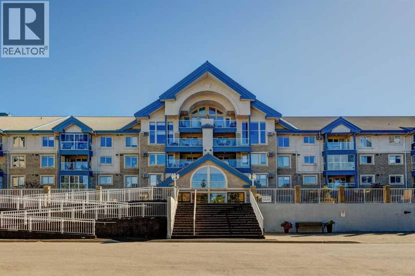 220, 7229 SIerra Morena Boulevard SW, Calgary, photo 2